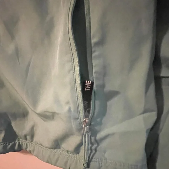 North Face Womens Flyweight Hoodie Jacket Windbreaker Wasabi Size S - Picture 8 of 10